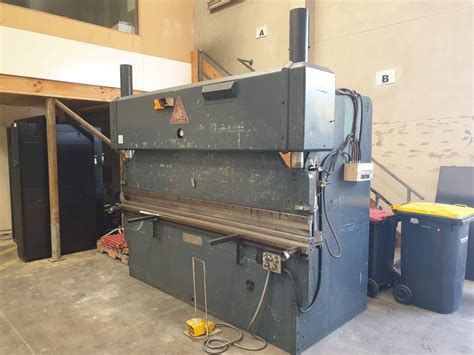 sheet metal machinery auctions